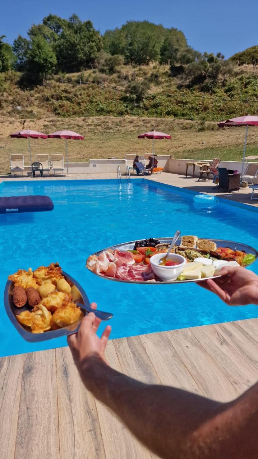 Agriturismo Ferrari Dipignano 外观 照片